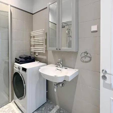 Apartment Grand Residents