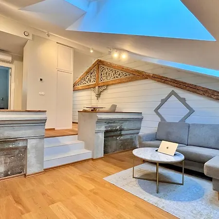 Grand Residents Apartment *